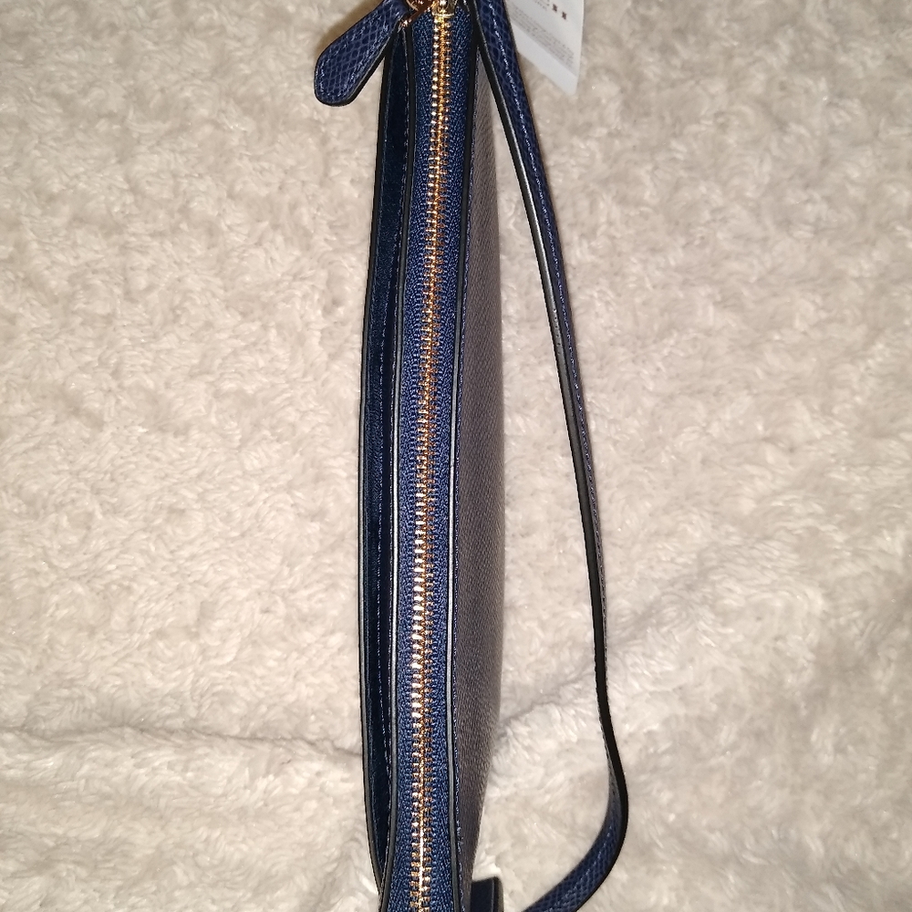 *SOLD* Coach Crossgrain Leather Pop Pouch (F65807) - Picture 6 of 7